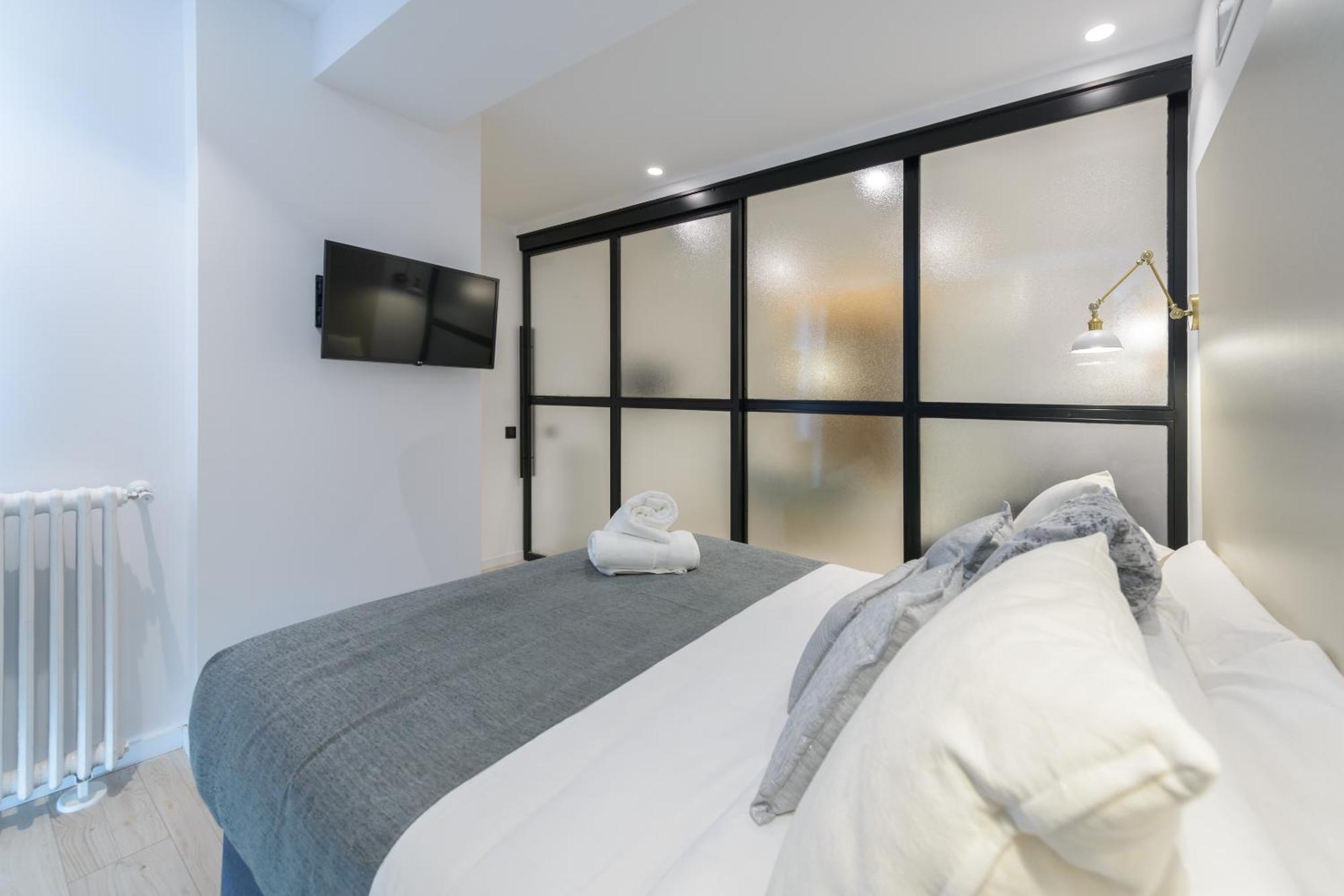 Apartment Deluxe Sol, By Monaro
