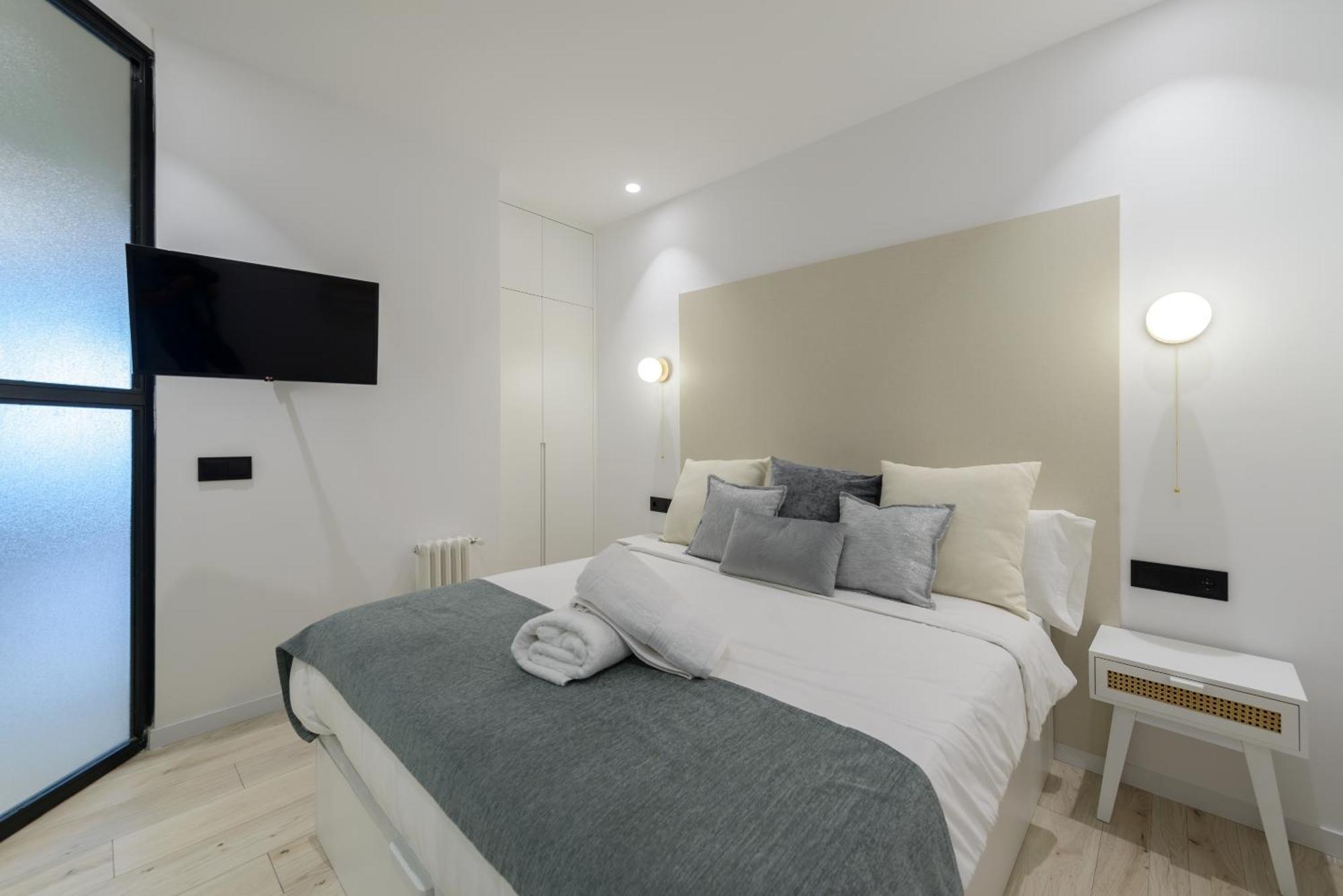 Deluxe Sol, By Monaro Apartment Madrid