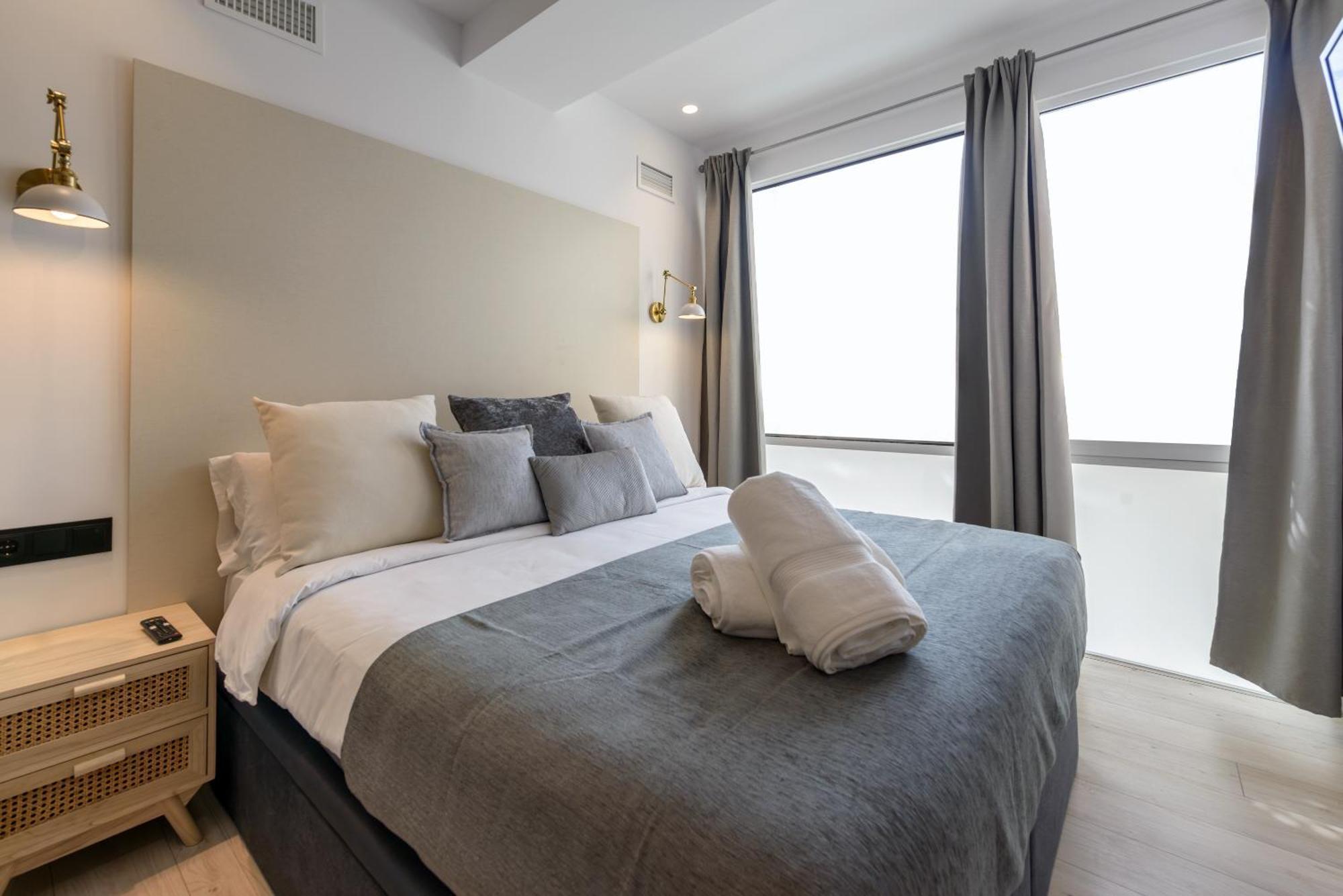 Apartment Deluxe Sol, By Monaro